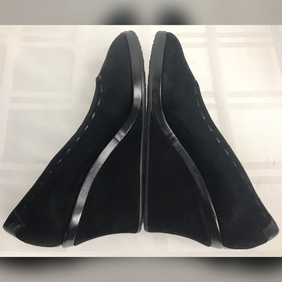 Taryn Rose Suede Leather Peep Toe Wedge Heels - Picture 4 of 8